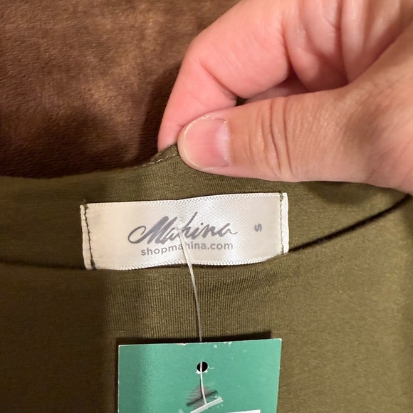 NWT woman’s size small Mahina green Dress - Picture 3 of 10